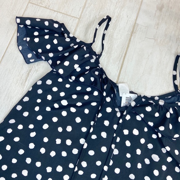 Black polka dot cold shoulder - Picture 2 of 4